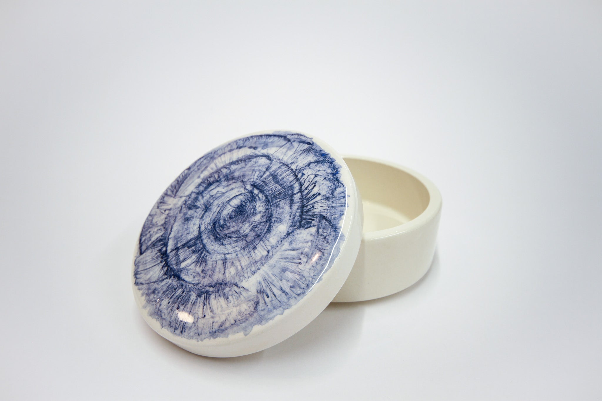 šatulja MODRA KRIZANTEMA